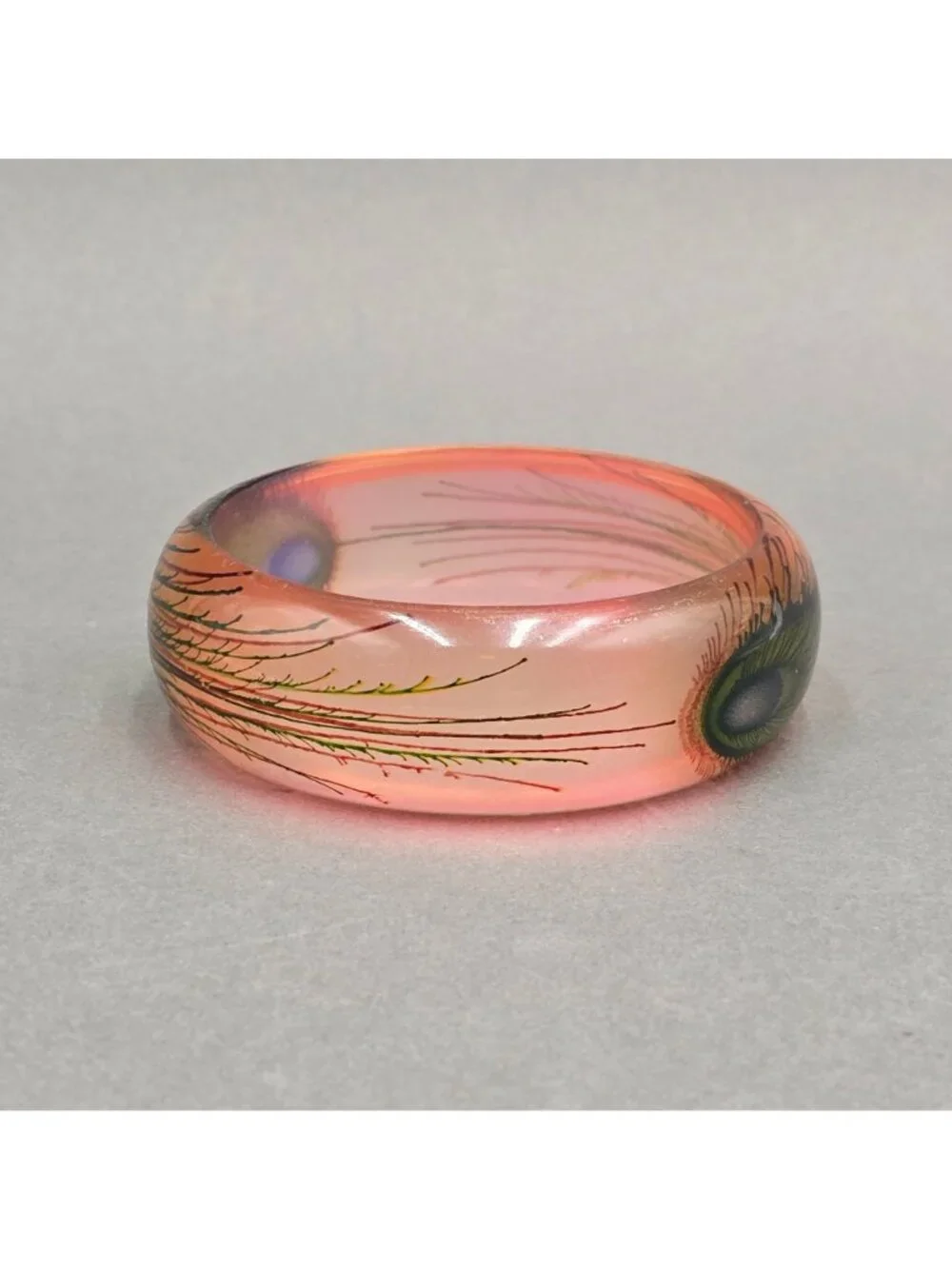 Vintage Lucite Peacock Feather Bangle Bracelet Pink Painted Retro Statement 60s - Picture 2 of 11